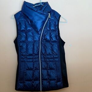 NWOT Calvin Klein Navy Quilted Puffer light down  Vest, XS